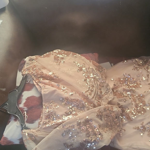 Romper - Picture 4 of 4